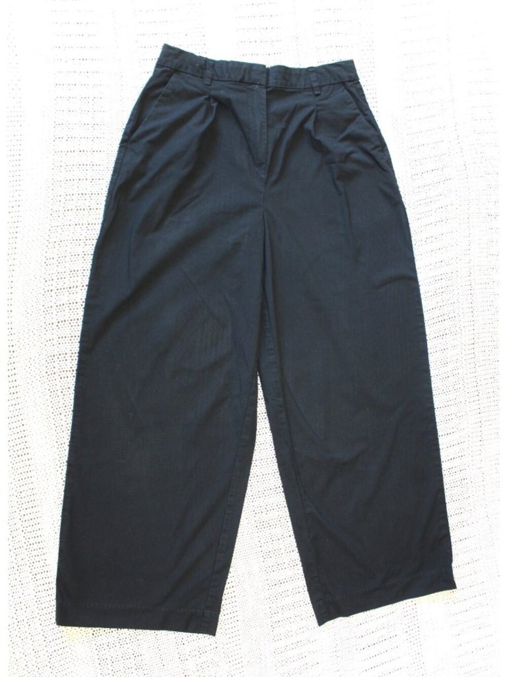 Old Navy Extra High-Waisted Taylor Wide-Leg Trouser Size 8 Black Pants Casual